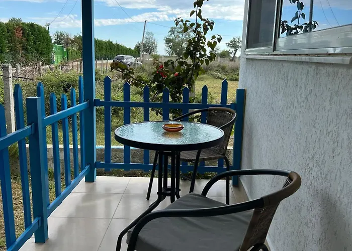 Biku\'S Villa In Rrjoll